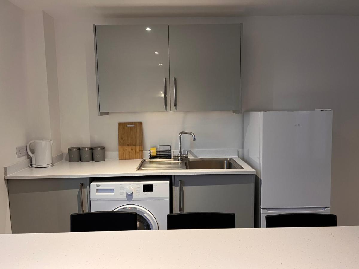 Superb Modern Flat In Northampton, Parking &Ev Lejlighed Eksteriør billede
